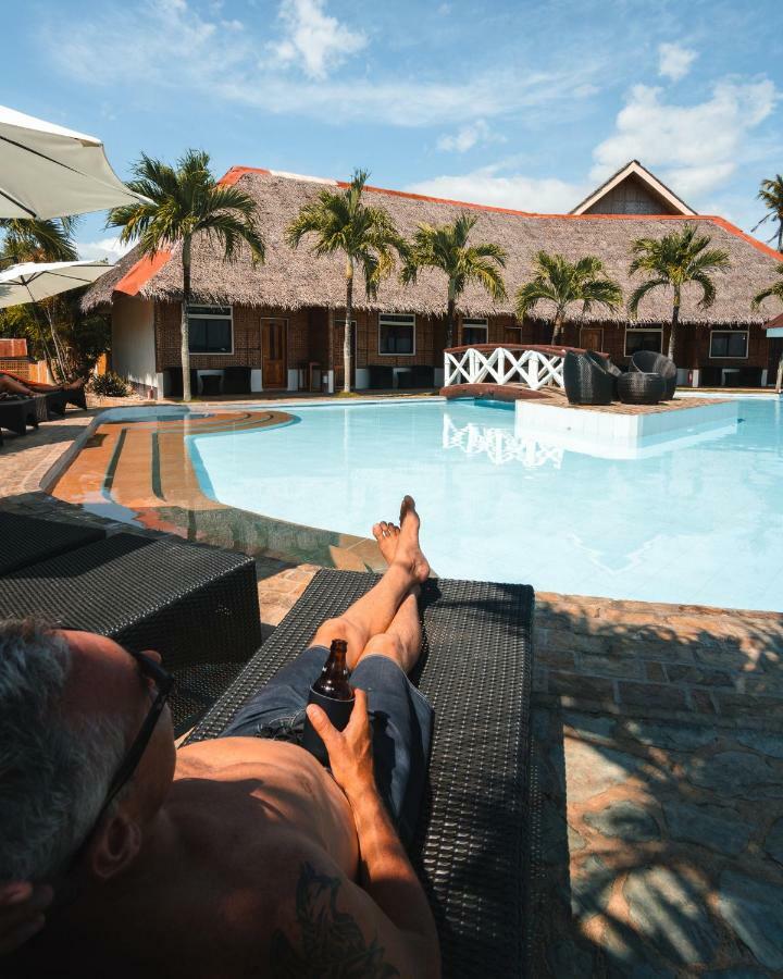 Cliffside Resort Panglao Eksteriør billede